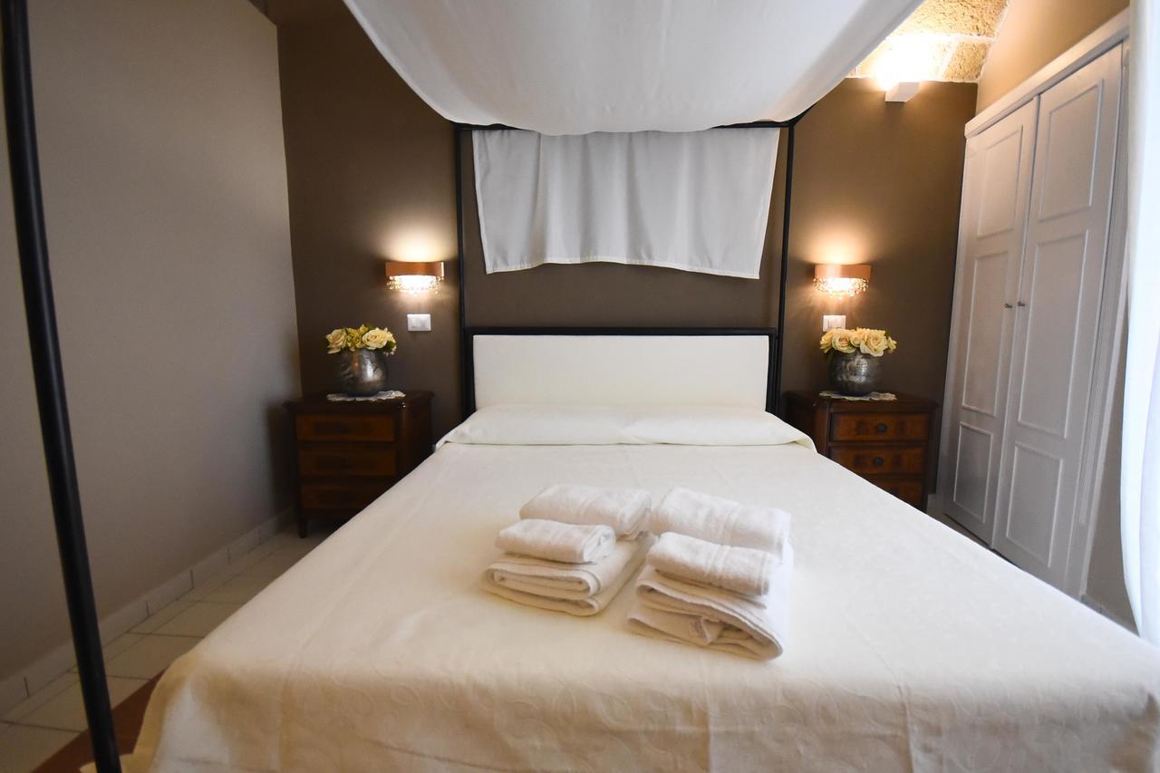 B&B Laura - Luxury Rooms Gallipoli Exterior photo
