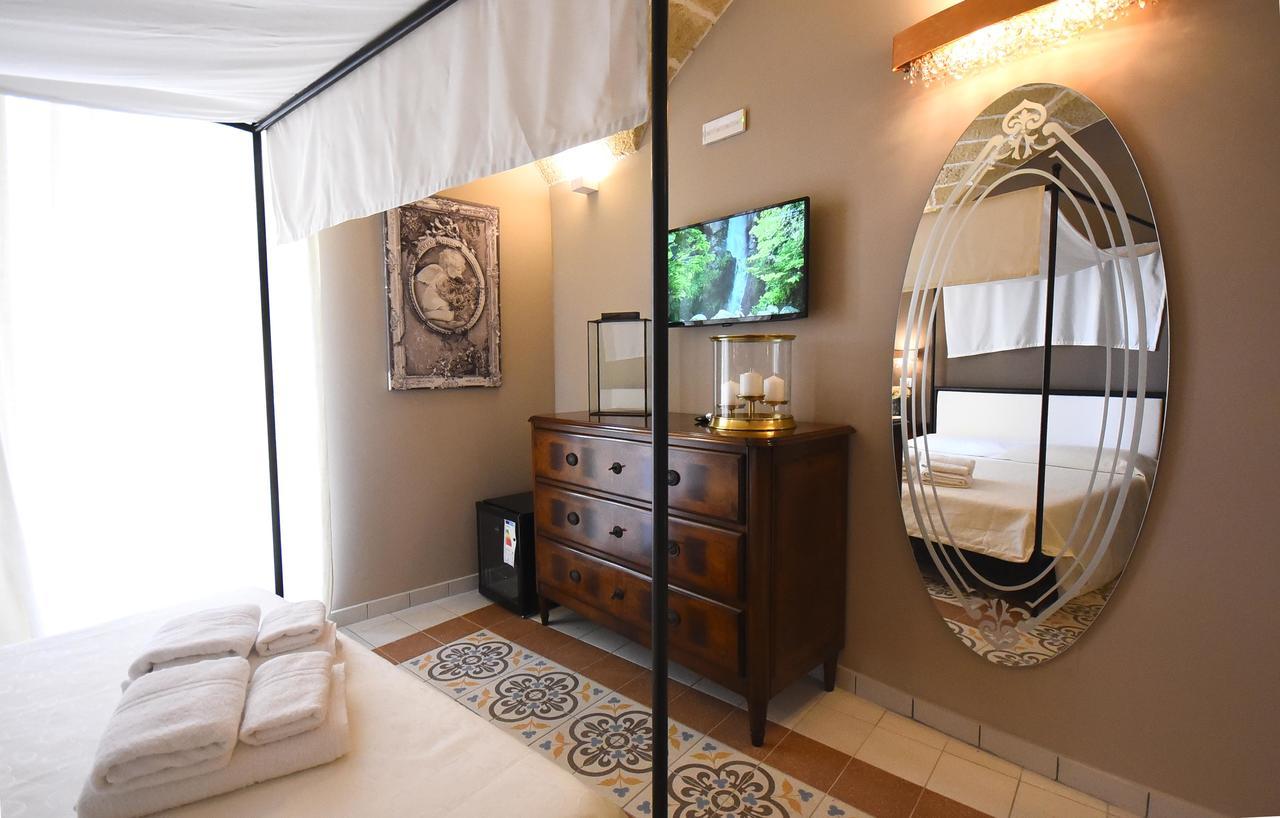 B&B Laura - Luxury Rooms Gallipoli Exterior photo