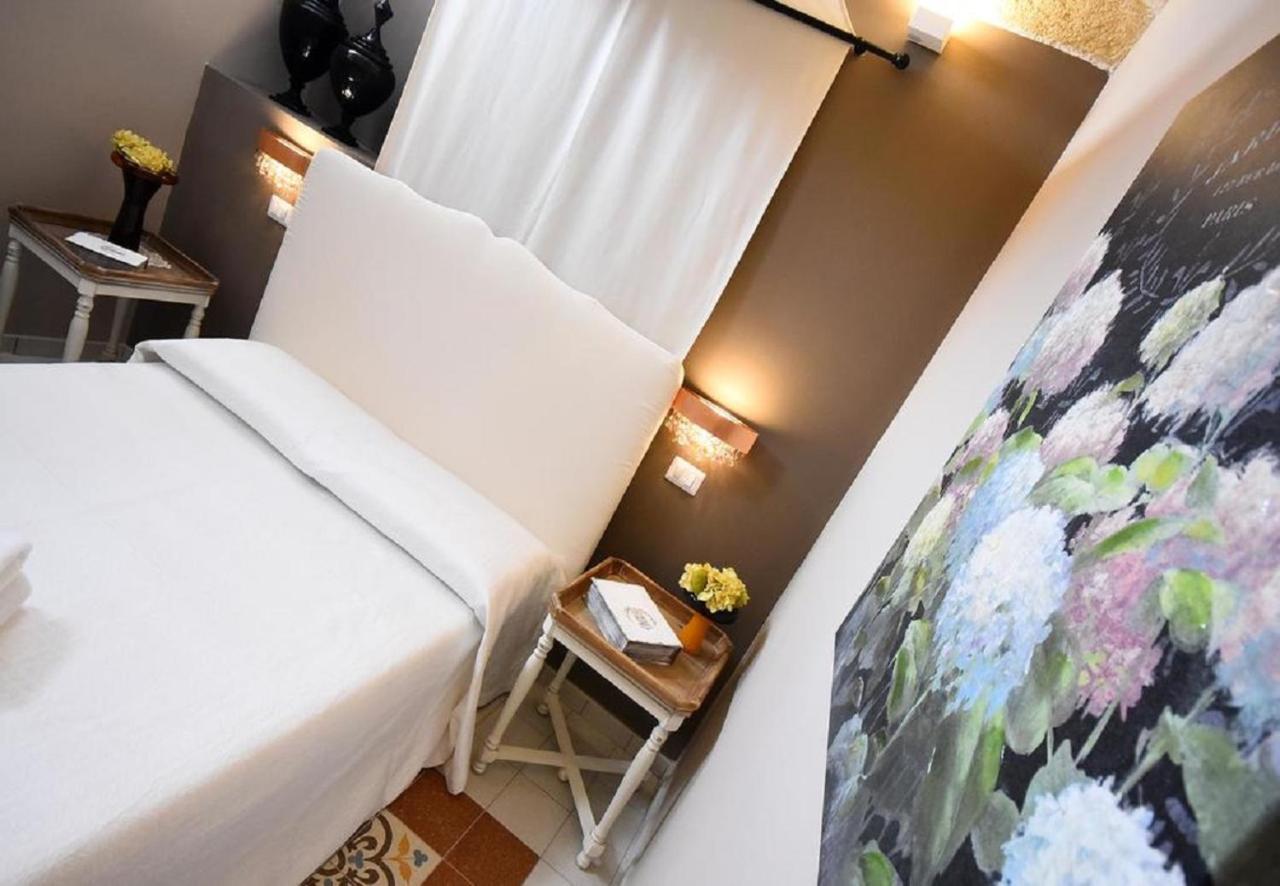 B&B Laura - Luxury Rooms Gallipoli Exterior photo