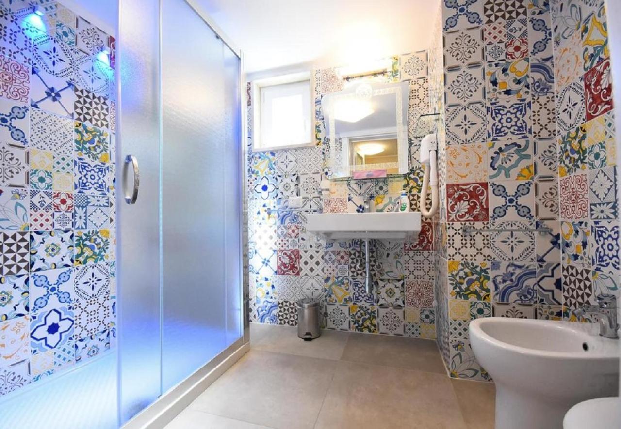 B&B Laura - Luxury Rooms Gallipoli Exterior photo