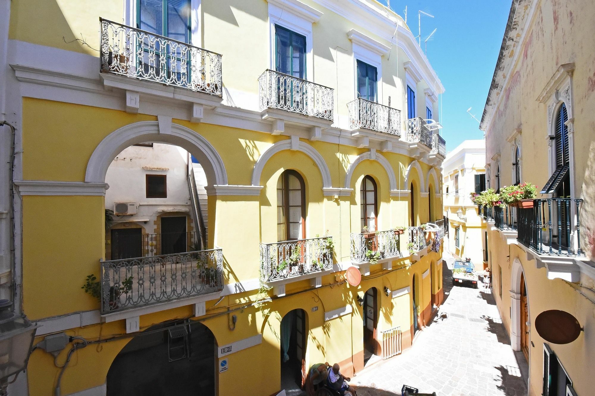 B&B Laura - Luxury Rooms Gallipoli Exterior photo